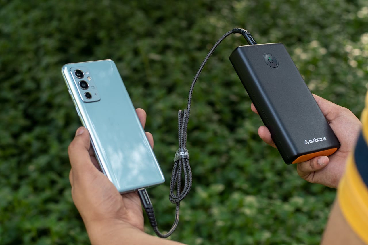 cara memilih powerbank yang cocok untuk smartphone dengan baterai besar